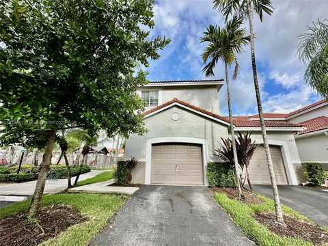 3877 San Simeon Cir, Weston, FL 33331