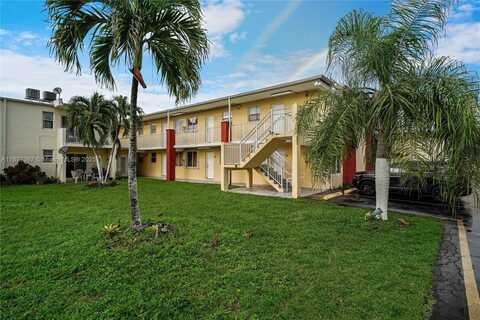 1255 W 49th Pl, Hialeah, FL 33012