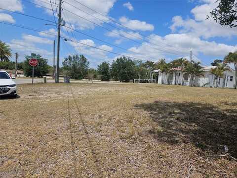 140 Crestmore Dr, Lake Placid, FL 33852