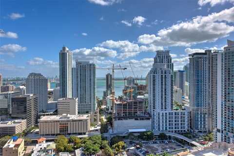 999 SW 1st Ave, Miami, FL 33130