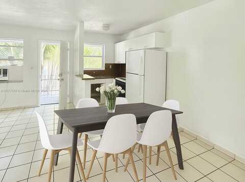 855 W 29th St, Hialeah, FL 33012