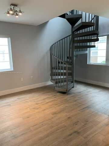 1521 Michigan Ave, Miami Beach, FL 33139