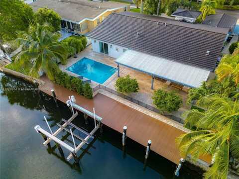 2105 Arch Creek Dr, North Miami, FL 33181