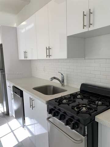 1615 Jefferson Ave, Miami Beach, FL 33139