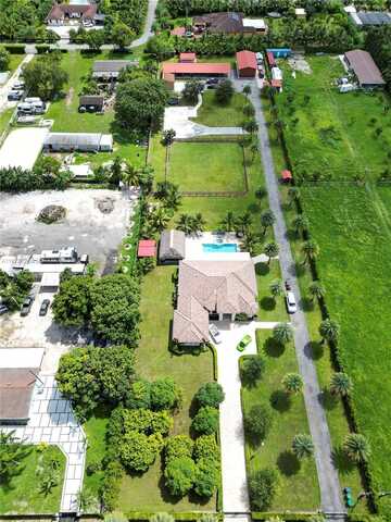 21500 SW 232nd St, Miami, FL 33170