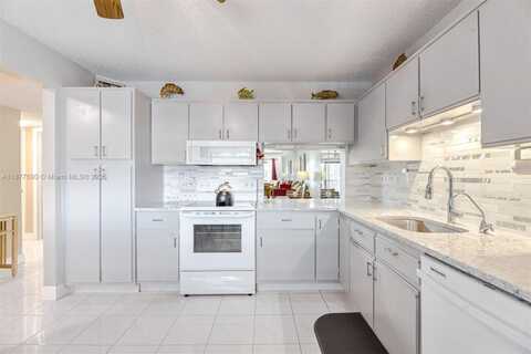 4955 E Sabal Palm Blvd, Tamarac, FL 33319