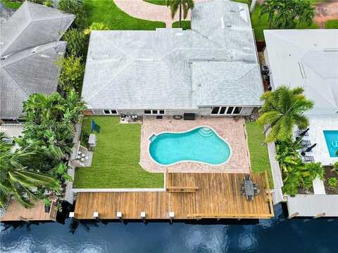 2306 NE 15th Ave, Wilton Manors, FL 33305