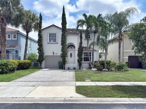 199 NW 152nd Ave, Pembroke Pines, FL 33028