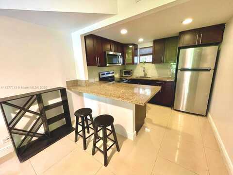 8290 Lake Dr, Doral, FL 33166