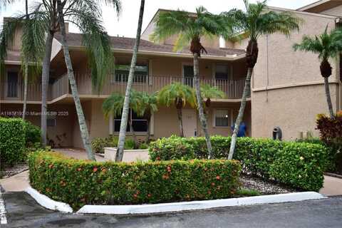 7598 NW 86th Ter, Tamarac, FL 33321