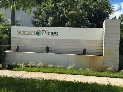 267 SW 159th Pl, Pembroke Pines, FL 33027
