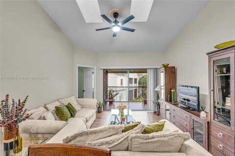 2511 NW 56th Ave, Lauderhill, FL 33313