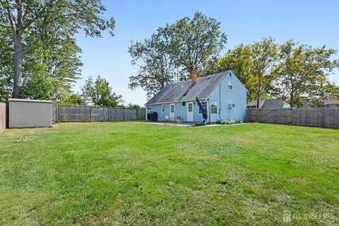 990 N Rebecca Place, Iselin, NJ 08830