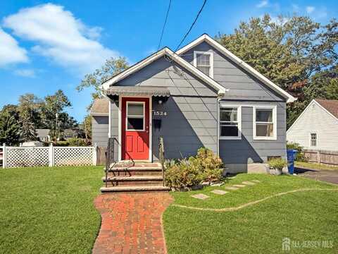 1534 Chestnut Street, South Plainfield, NJ 07080
