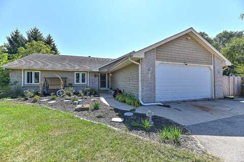 W4023 Sunset Dr, East Troy, WI 53120