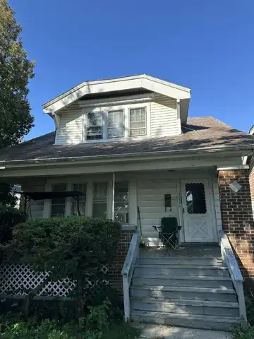 2857 N 39th St, Milwaukee, WI 53210