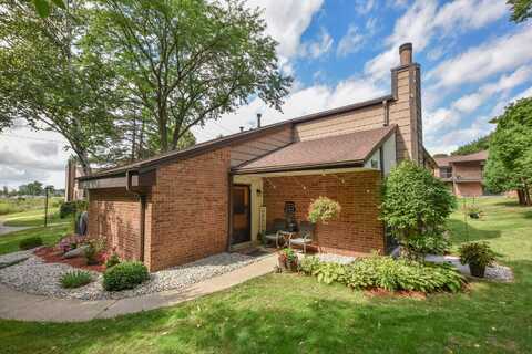 8601 N Servite Dr, Milwaukee, WI 53223