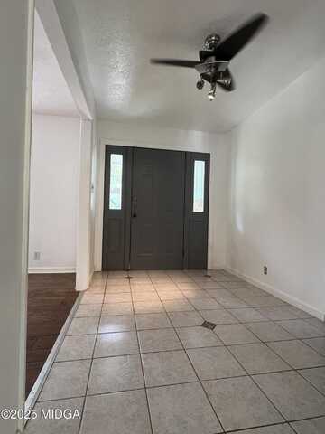 1153 Gareth Lane, Macon, GA 31220