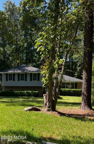 1153 Gareth Lane, Macon, GA 31220