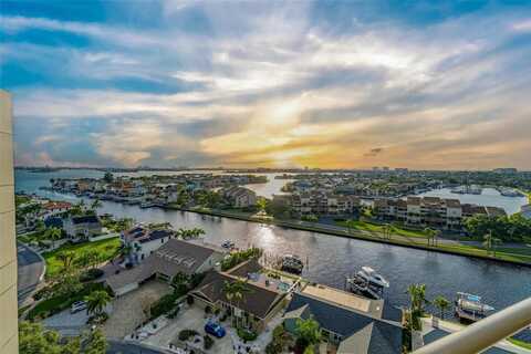 5950 PELICAN BAY PLAZA S, Saint Petersburg, FL 33707