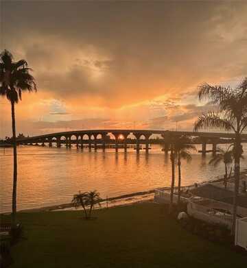 5901 BAHIA DEL MAR CIRCLE, Saint Petersburg, FL 33715