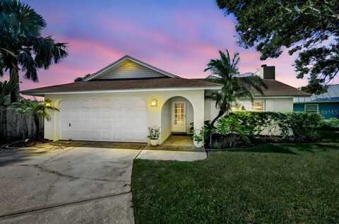 8840 MAGNOLIA PLACE, SEMINOLE, FL 33777