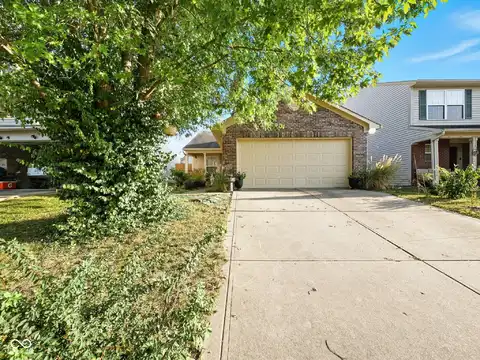 631 Deer Trail Drive, Indianapolis, IN 46217