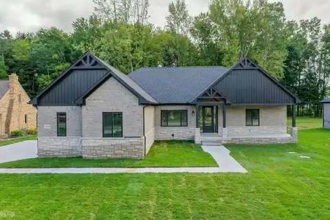 55420 Jewell, Shelby, MI 48315