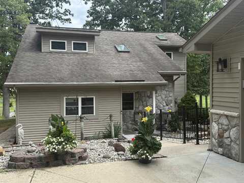5291 Oakridge, Beaverton, MI 48612