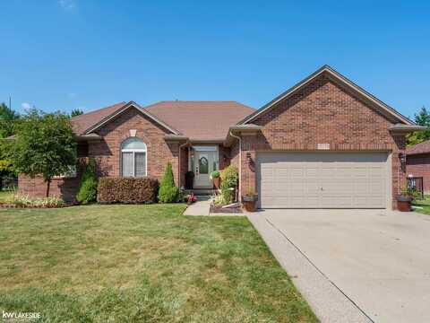 53279 JOANN MARIE, New Baltimore, MI 48047