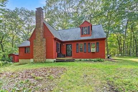 68 Borkum St, Spencer, MA 01562