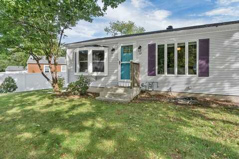 32 Wade Road, Woonsocket, RI 02895