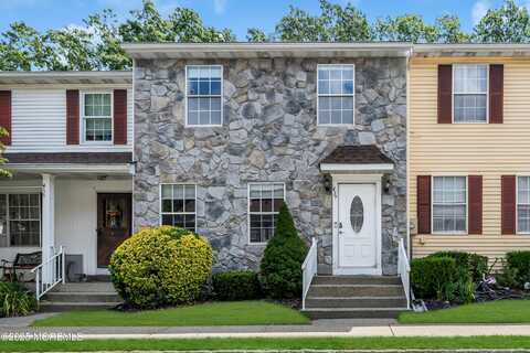 437 Rose Court, Lakewood, NJ 08701