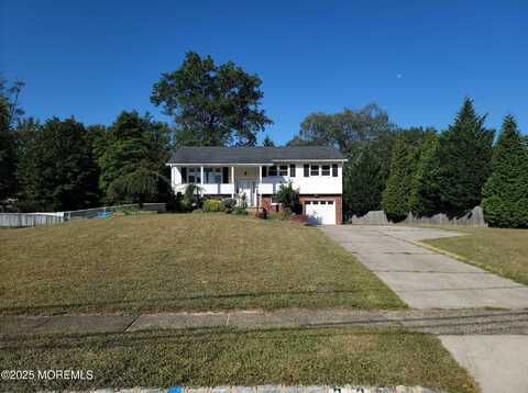 32 Tarrytown Road, Manalapan, NJ 07726