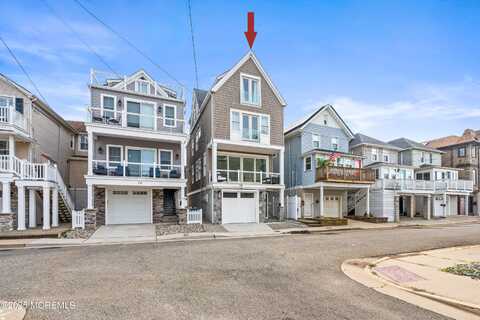 28 Beach Street, Sea Bright, NJ 07760