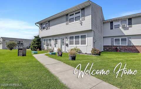 14 California Court, Matawan, NJ 07747