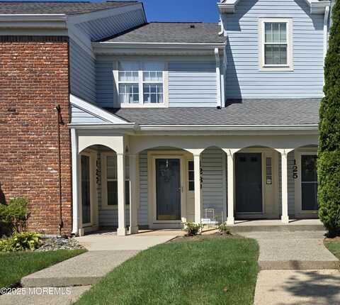 126 Tulip Lane, Freehold, NJ 07728