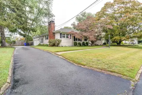 16 Wayside Drive, Brick, NJ 08724