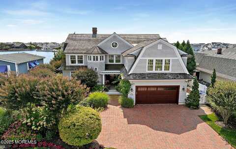 176 Squan Beach Drive, Mantoloking, NJ 08738