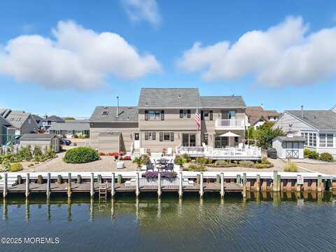 836 Spar Drive, Forked River, NJ 08731