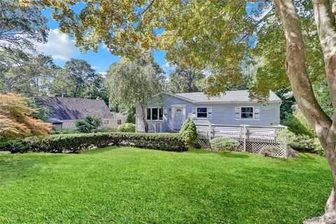 6 Palm Road, Rocky Point, NY 11778