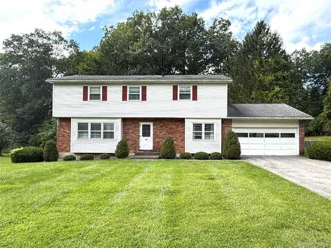 51 Stuart Drive, Poughkeepsie, NY 12603