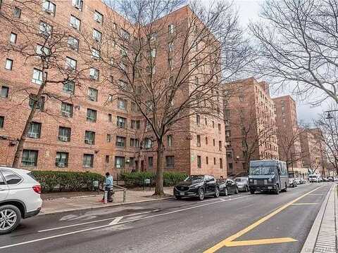 1554 Unionport Road, Bronx, NY 10462