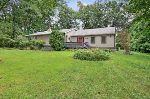 41 Penny Lane, Highland, NY 12528