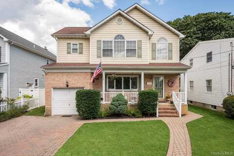 1741 Pettit Avenue, Merrick, NY 11566