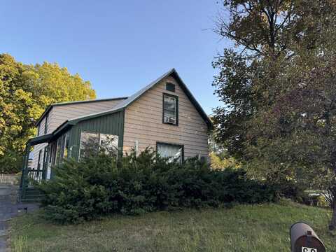 66 W Front Street, Skowhegan, ME 04976