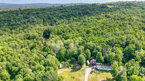 000 East Ridge Road, Cornville, ME 04976