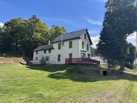 20 Pleasant Street, Brownville, ME 04414