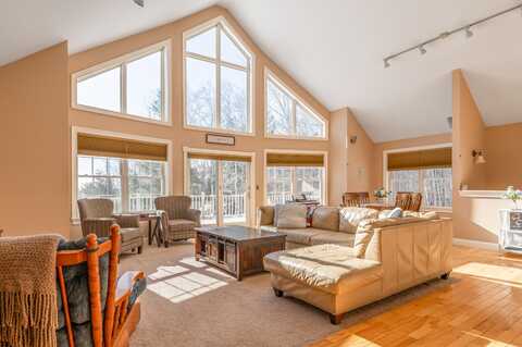 40 Penobscot Ridge Road, Charleston, ME 04422