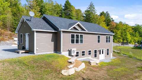 13 Elliot Lane, Casco, ME 04015